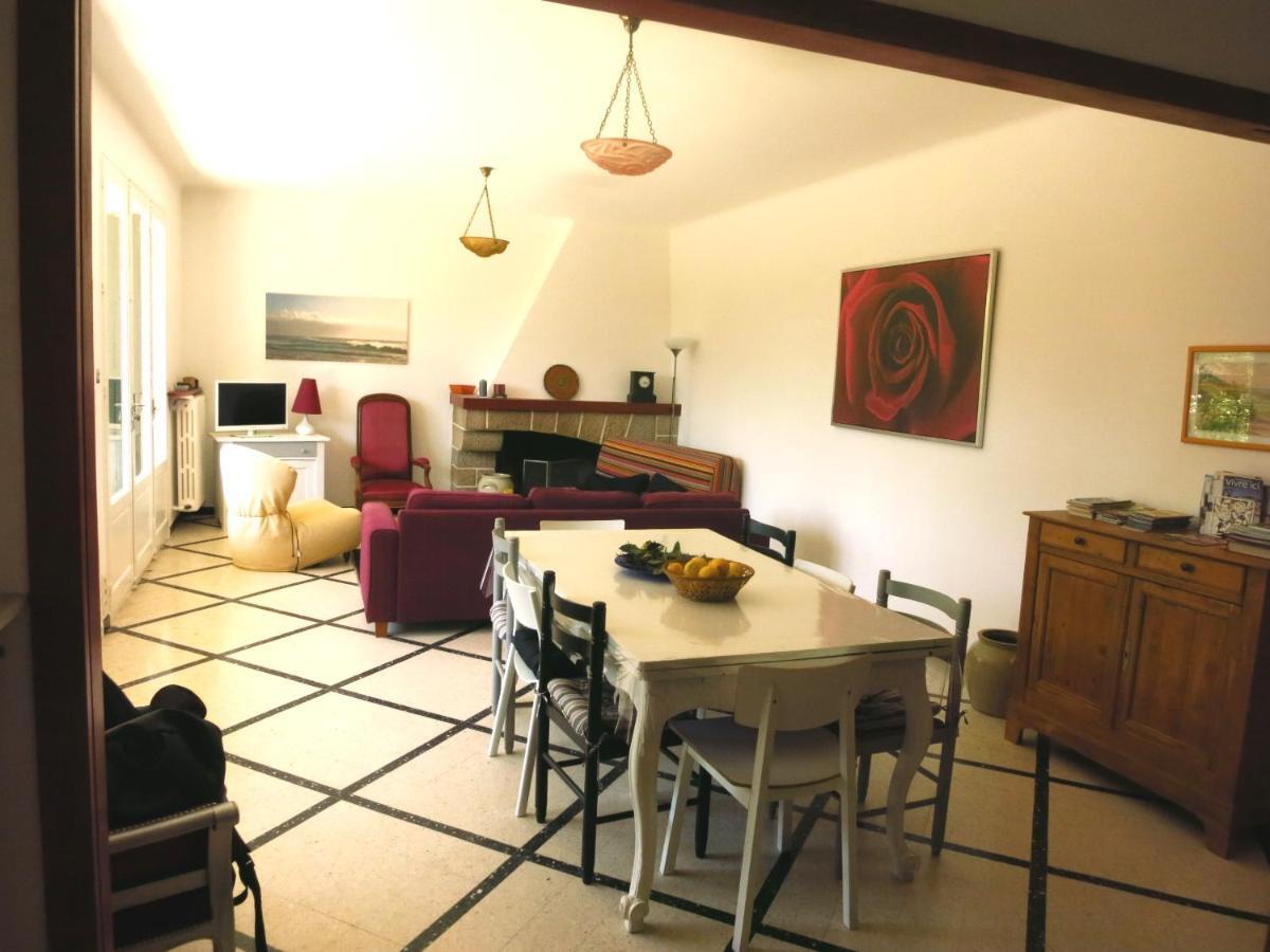 Maison Lumineuse Et Spacieuse Avec Jardin Arbore La Valette-du-Var Exterior foto